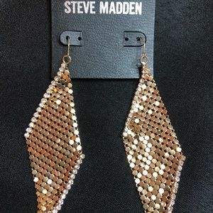 Steve Madden fancy gold and clear stones earrings
